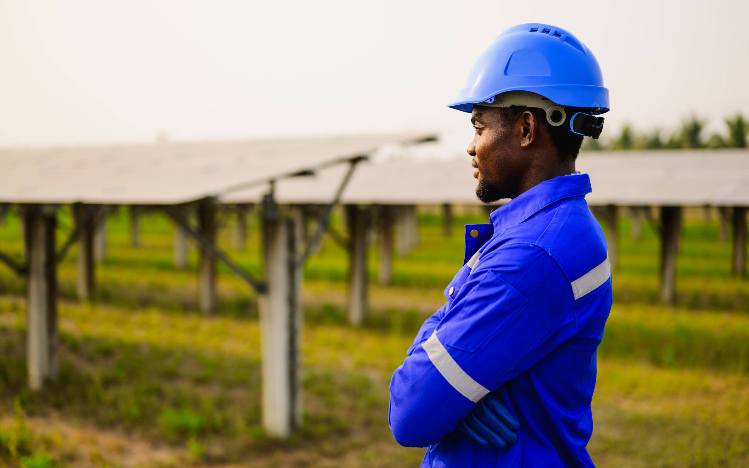 Maintenance engineer team checking and installing solar panels on solar cell farm, Technician working on ecological solar farm, People with clean energy technology, Renewable energy, Solar power plant station